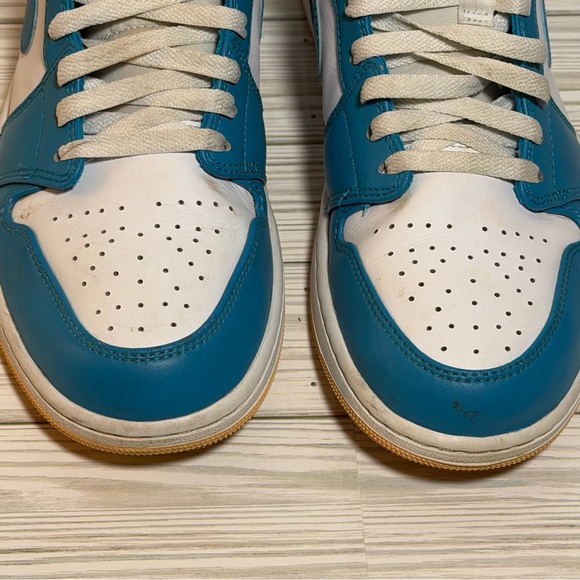 Nike Air Jordan 1 Mid Teal Blue White Gum Sole Men’s Size 10 DQ8426-400 Aquatone - Picture 6 of 12